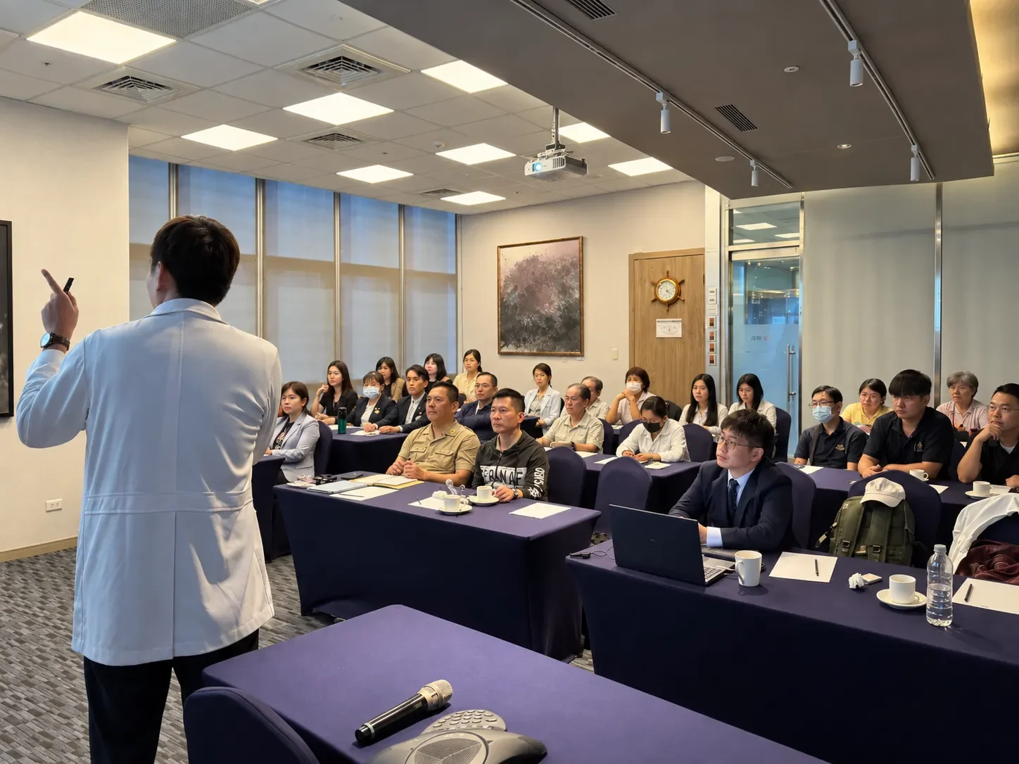 【講座回顧】旅館主管如何辨識職場霸凌？結合法律與心理安全感的溝通課